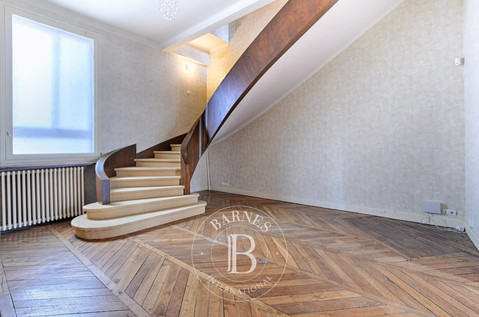 Luxurious house with 6 bedroom(s) to sell in Nancy