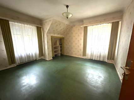 Moradia individual com 4 quarto(s) para venda em Bertrange