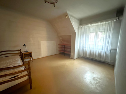 Moradia individual com 4 quarto(s) para venda em Bertrange