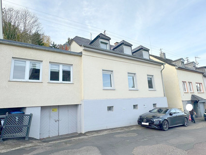 House with 4 bedroom(s) to sell in Treves-Euren