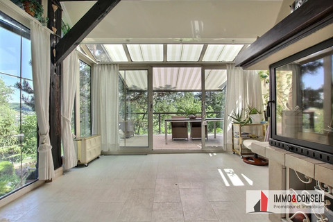 Moradia com 4 quarto(s) para venda em Kayl