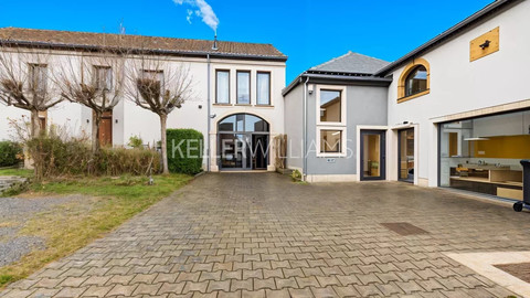 Office to rent in Livange