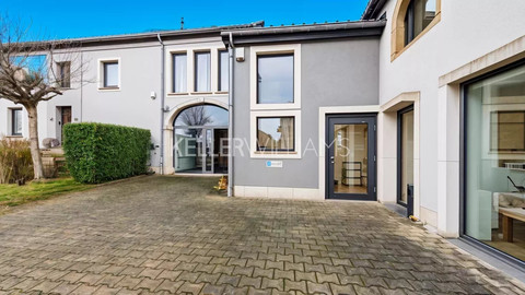 Office to rent in Livange