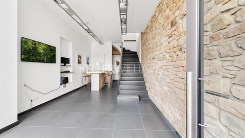 Office to rent in Livange