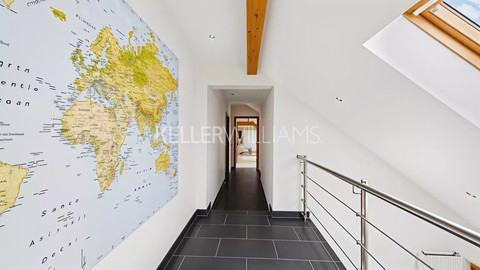 Office to rent in Livange