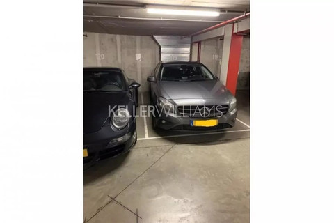 Garagem para venda em Luxembourg-Limpertsberg