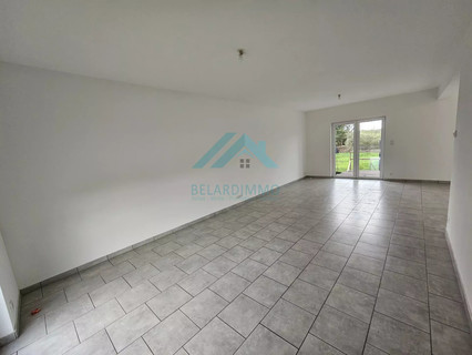 Moradia geminada com 3 quarto(s) para venda em Puttelange-lès-Thionville