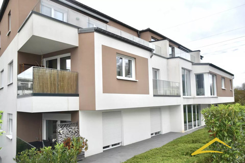 Garage to sell in Lamadelaine