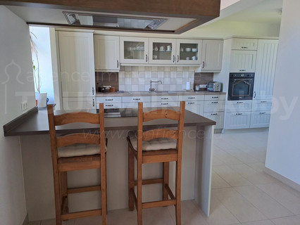 Moradia com 3 quarto(s) para venda em Hautbellain