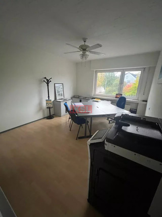 Escritório para alugar em Dudelange