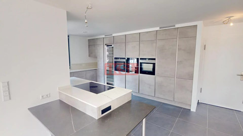 Penthouse with 4 bedroom(s) to sell in Strassen