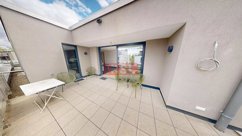 Penthouse with 4 bedroom(s) to sell in Strassen