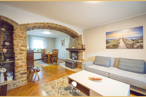 Moradia individual com 6 quarto(s) para venda em Luxembourg-Merl