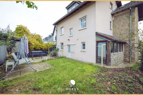 Moradia individual com 6 quarto(s) para venda em Luxembourg-Merl