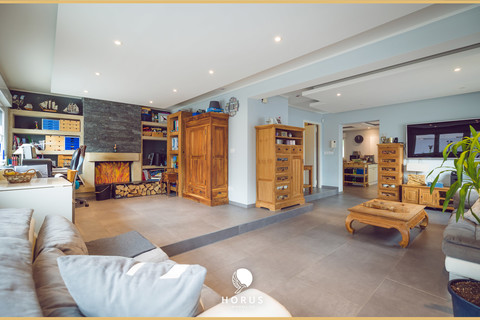 Semi-detached with 4 bedroom(s) to sell in Luxembourg-Neudorf