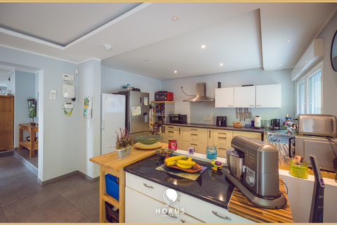 Semi-detached with 4 bedroom(s) to sell in Luxembourg-Neudorf