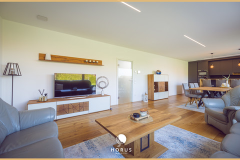 Maison jumelée 6 chambre(s) à vendre à Schieren