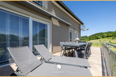 Casa geminada com 6 quarto(s) para venda em Roedt