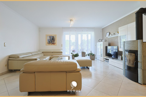 Casa geminada com 6 quarto(s) para venda em Roedt