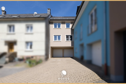 Casa geminada com 6 quarto(s) para venda em Roedt