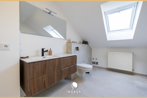 Casa geminada com 6 quarto(s) para venda em Roedt