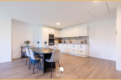 Casa geminada com 6 quarto(s) para venda em Roedt