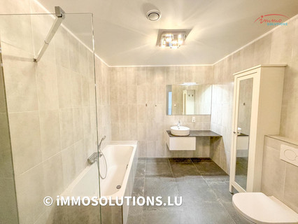 Duplex com 3 quarto(s) para venda em Clemency