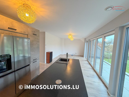 Duplex com 3 quarto(s) para venda em Clemency