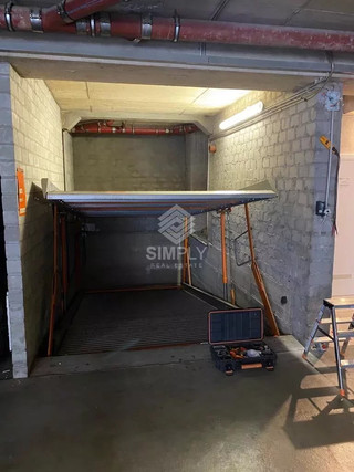 Garage to sell in Luxembourg-Bonnevoie