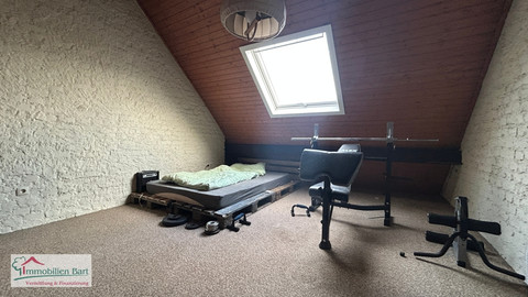 House with 7  bedroom(s) to sell in Perl