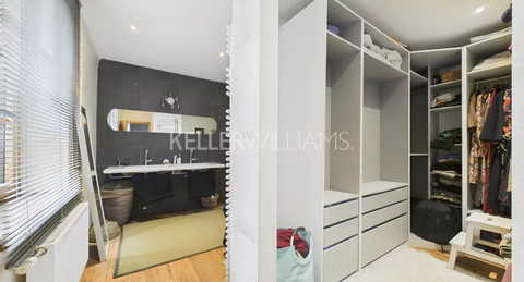 House with 5 bedroom(s) to sell in Apach