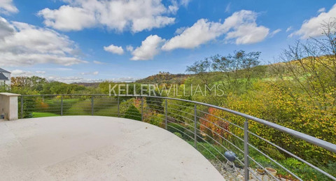 House with 5 bedroom(s) to sell in Apach