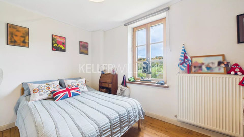 House with 5 bedroom(s) to sell in Apach