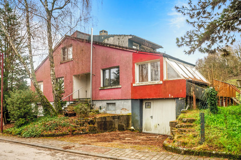 Land with 7 bedroom(s) to sell in Ernster