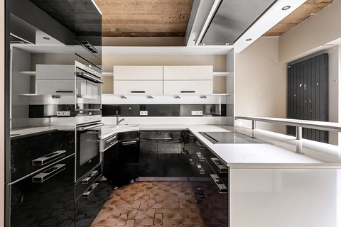 Land with 7 bedroom(s) to sell in Ernster