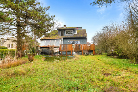 Land with 7 bedroom(s) to sell in Ernster