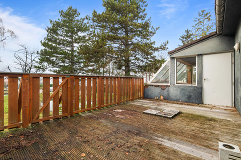 Land with 7 bedroom(s) to sell in Ernster