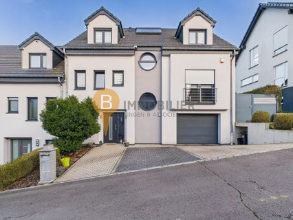 Moradia geminada com 3 quarto(s) para venda em Reckange