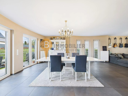 Moradia geminada com 3 quarto(s) para venda em Reckange