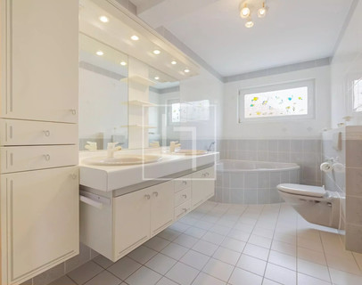 House with 5 bedroom(s) to sell in Wormeldange-Haut