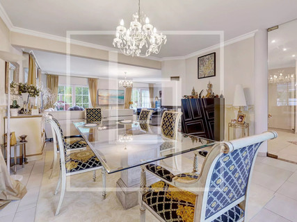 Moradia com 7 quarto(s) para venda em Müllendorf