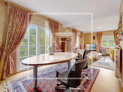 Moradia com 7 quarto(s) para venda em Müllendorf