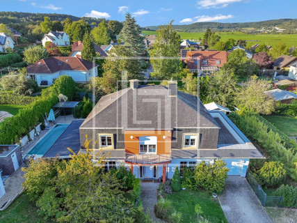 Moradia com 7 quarto(s) para venda em Müllendorf