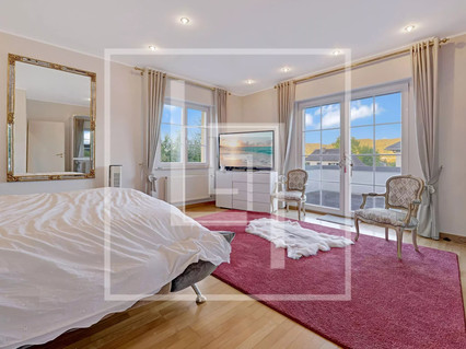 Moradia com 7 quarto(s) para venda em Müllendorf