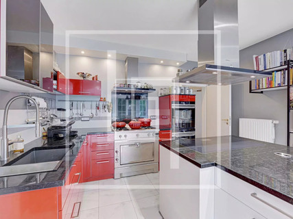 Moradia com 7 quarto(s) para venda em Müllendorf