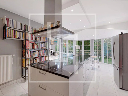 Moradia com 7 quarto(s) para venda em Müllendorf