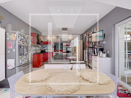 Moradia com 7 quarto(s) para venda em Müllendorf