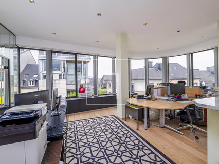 Office to sell in Luxembourg