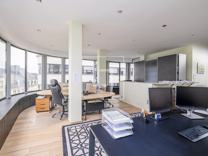 Office to sell in Luxembourg