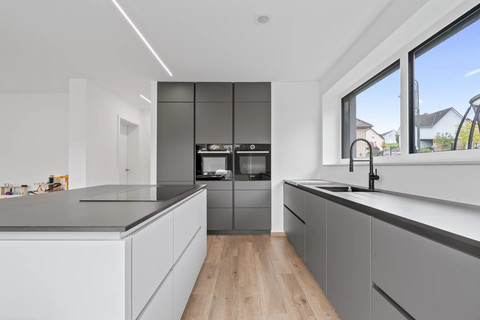 Moradia com 4 quarto(s) para venda em Berbourg